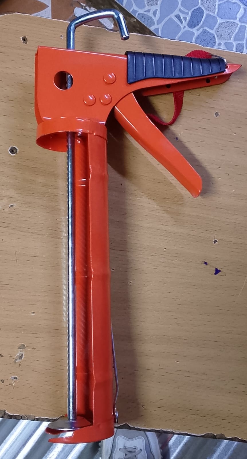 SILCONE GUN